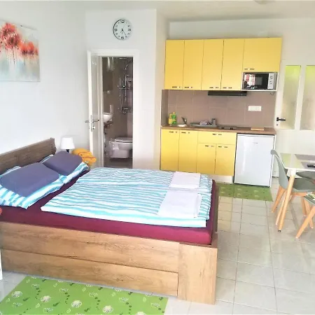 Stone House At The Small Port - With 2 Studio's Apartment